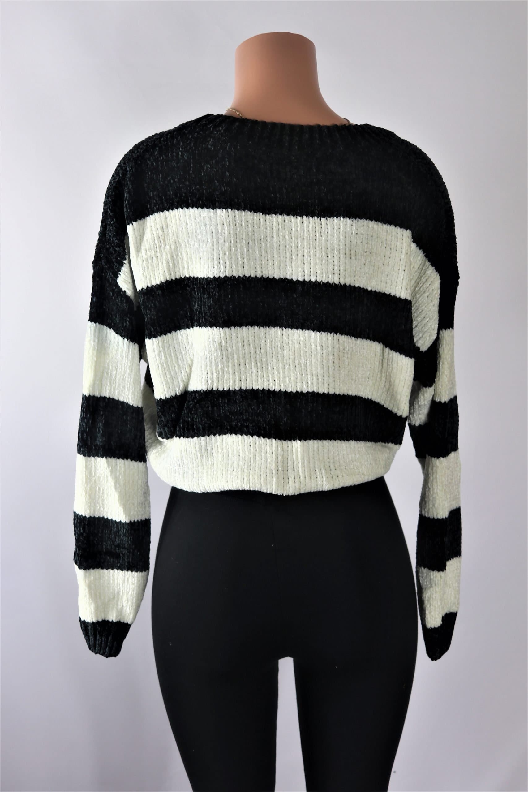 Gia Crop Sweater - NeedMyStyle