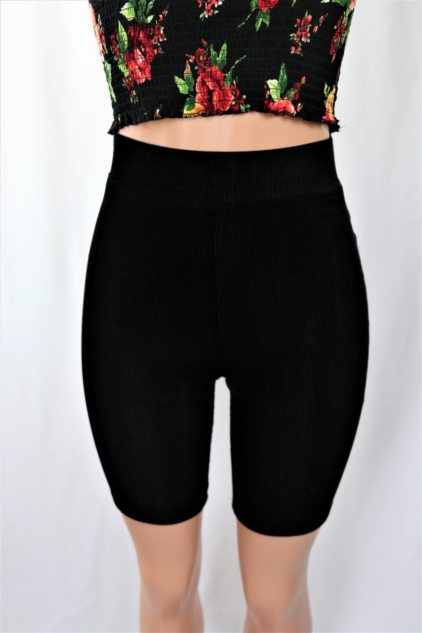 biker shorts loose