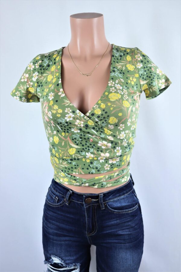 Diedra Crop Top